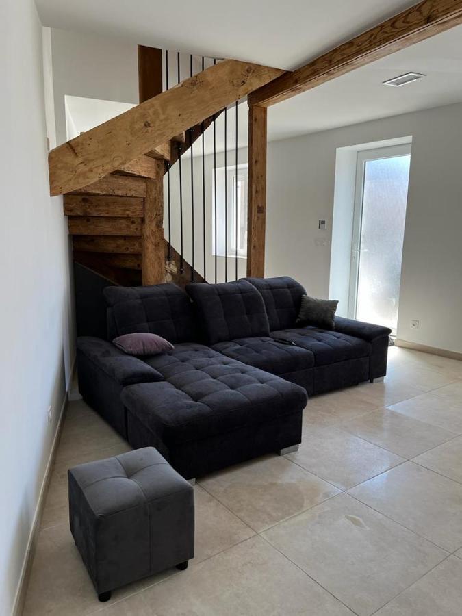 Superbe Maison De Ville, Renovee A 15 Min De Lyon Saint-Symphorien-dʼOzon Exterior foto