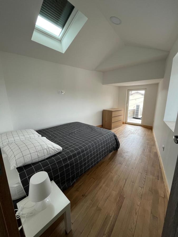 Superbe Maison De Ville, Renovee A 15 Min De Lyon Saint-Symphorien-dʼOzon Exterior foto